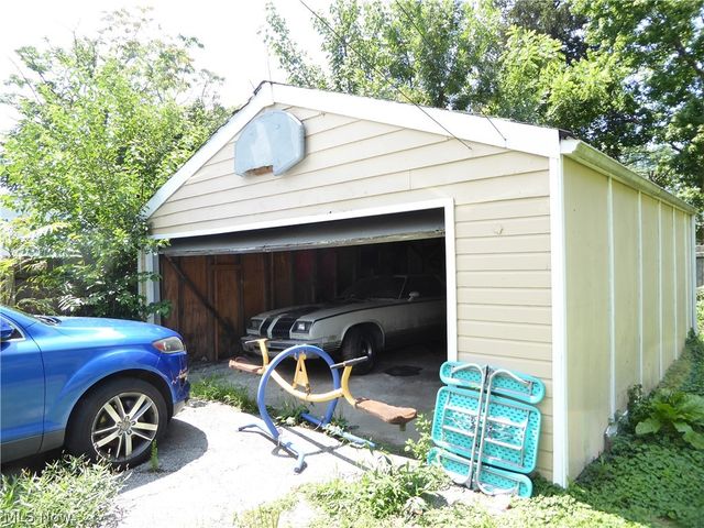 3336 W 54th Street, Cleveland, OH 44102