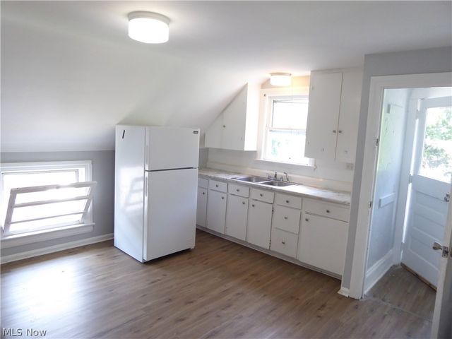 3336 W 54th Street, Cleveland, OH 44102