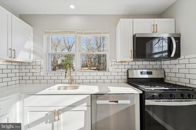 760 ASHBOURNE AVE, Lindenwold, NJ 08021