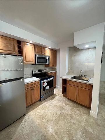 1478 NW 1st St 101, Miami, FL 33125