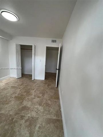 1478 NW 1st St 101, Miami, FL 33125