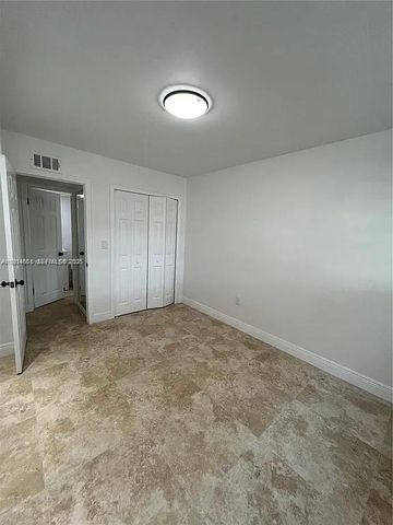 1478 NW 1st St 101, Miami, FL 33125