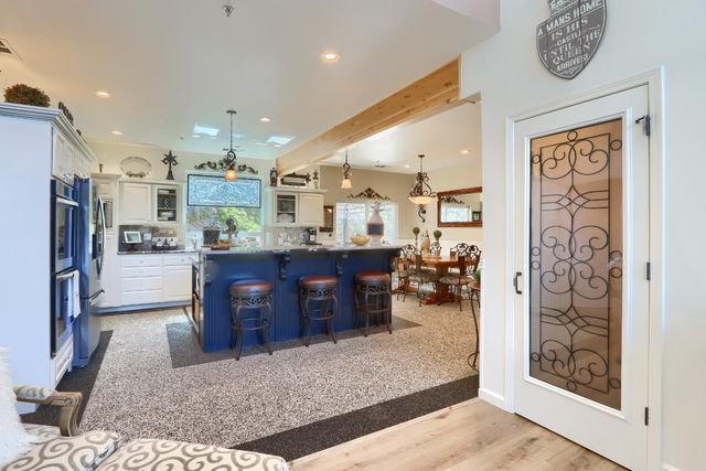 42038 Empty Creek, Oakhurst, CA 93644