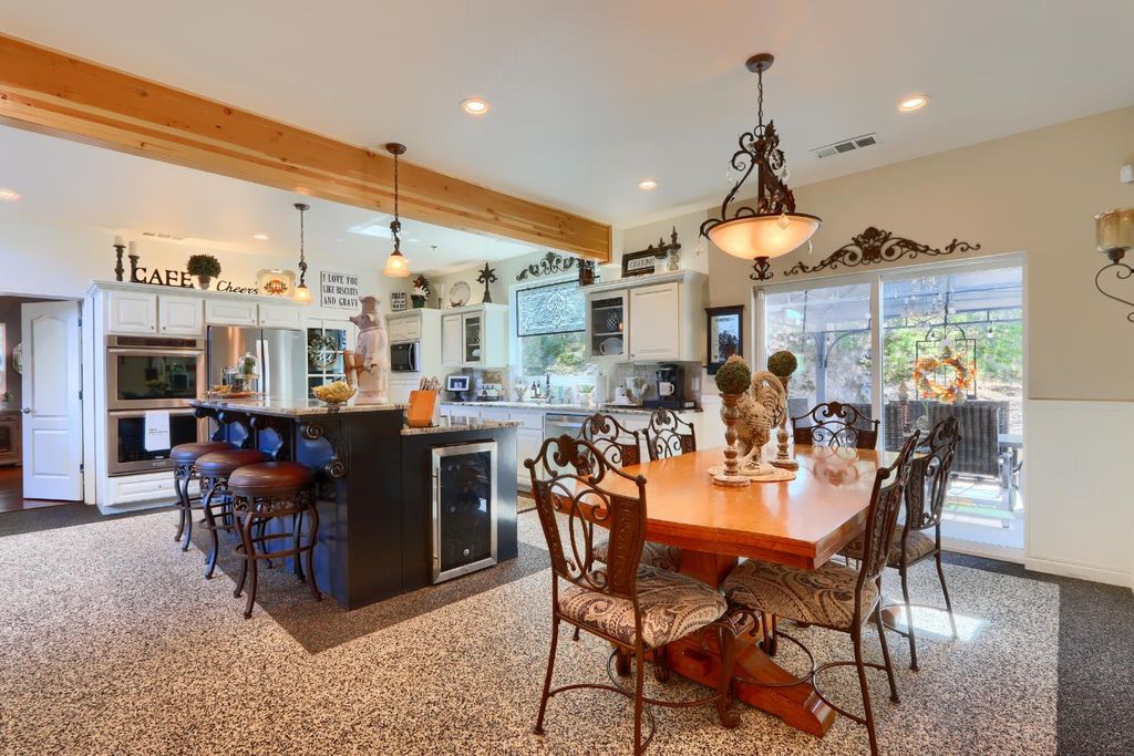 Image 28 of property listing at 42038 Empty Creek, Oakhurst, CA 93644