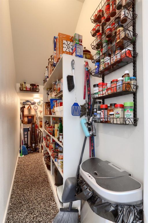 Image 32 of property listing at 42038 Empty Creek, Oakhurst, CA 93644