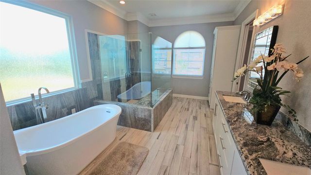 6 Big Torch, Hitchcock, TX 77563