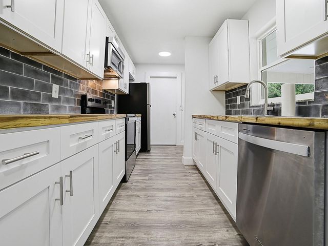 9074 N GOLFVIEW DRIVE, Citrus Springs, FL 34434