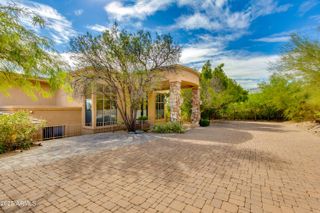6038 N 44TH Street, Paradise Valley, AZ 85253