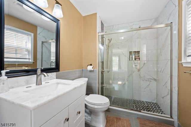 203 Rhoads Dr, Montgomery Twp., NJ 08502