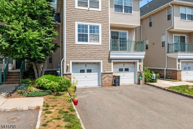 203 Rhoads Dr, Montgomery Twp., NJ 08502
