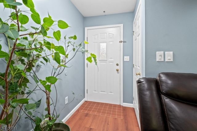 203 Rhoads Dr, Montgomery Twp., NJ 08502