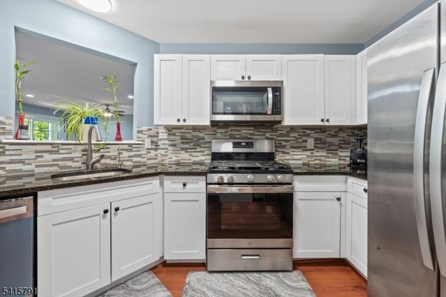 203 Rhoads Dr, Montgomery Twp., NJ 08502
