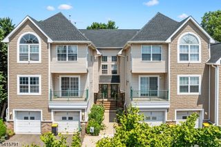203 Rhoads Dr, Montgomery Twp., NJ 08502