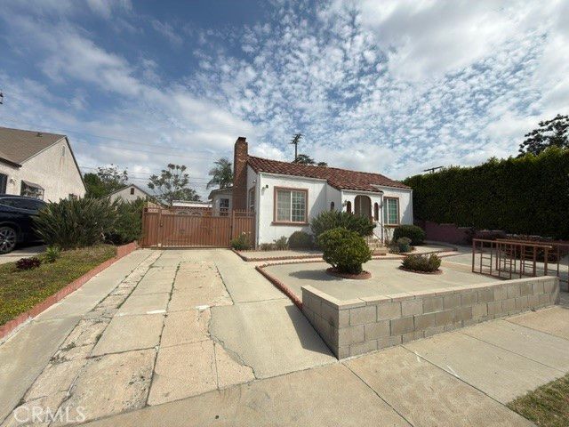521 E Chestnut, Glendale, CA 91205