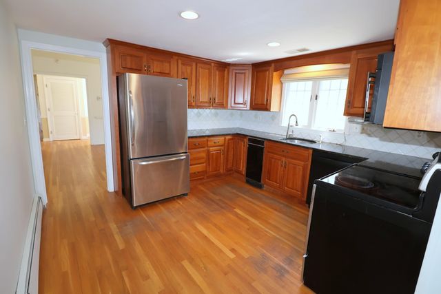 43 Palmer Lane, East Dennis, MA 02641