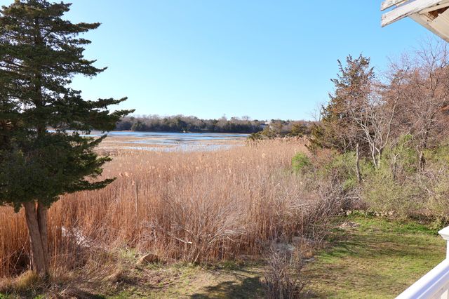 43 Palmer Lane, East Dennis, MA 02641