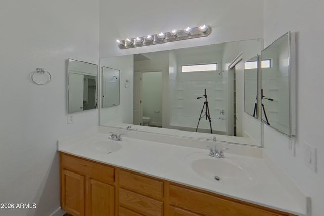 7428 W PIONEER Street, Phoenix, AZ 85043