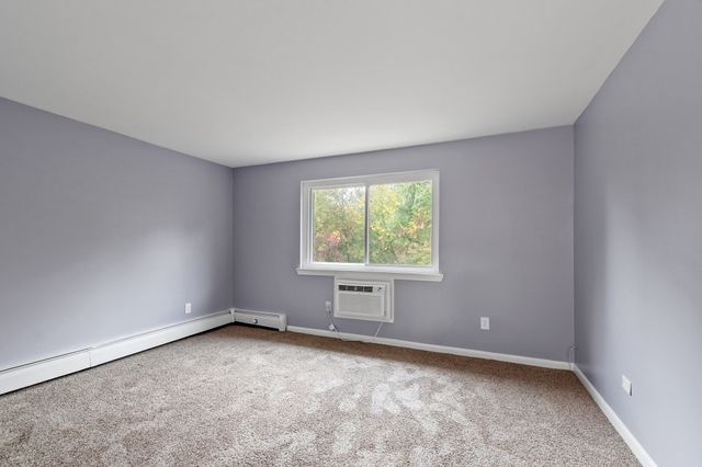 311 Pawtucket Blvd 29, Lowell, MA 01854