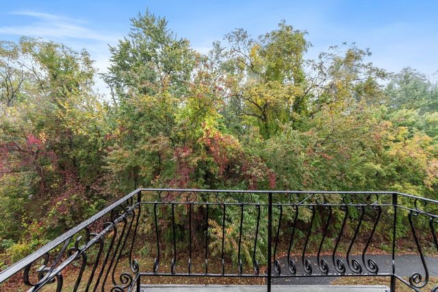 311 Pawtucket Blvd 29, Lowell, MA 01854