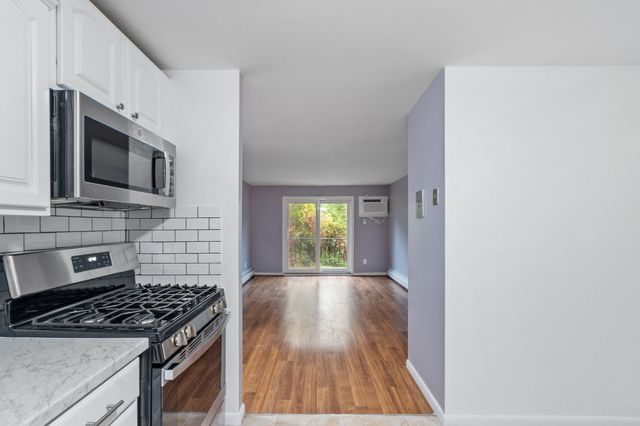 311 Pawtucket Blvd 29, Lowell, MA 01854