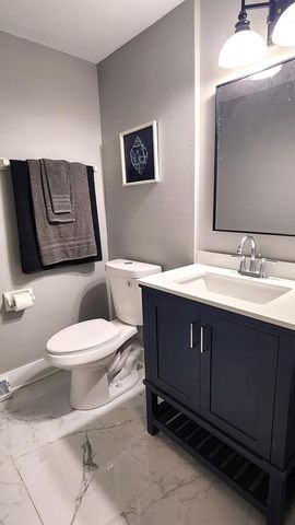 13975 W Lisbon ROAD, Brookfield, WI 53005