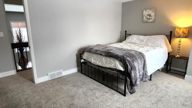 13975 W Lisbon ROAD, Brookfield, WI 53005