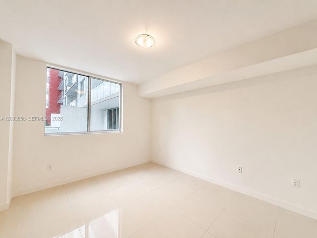 7825 NW 107th Ave 218, Doral, FL 33178
