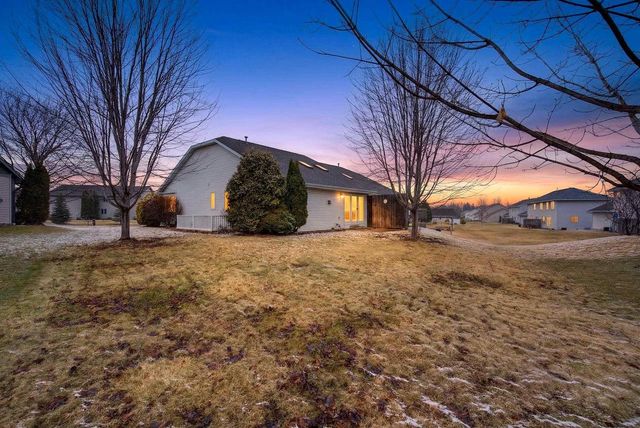 N262 EASTOWNE LANE, Appleton, WI 54915