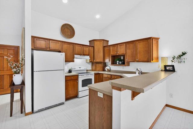 N262 EASTOWNE LANE, Appleton, WI 54915