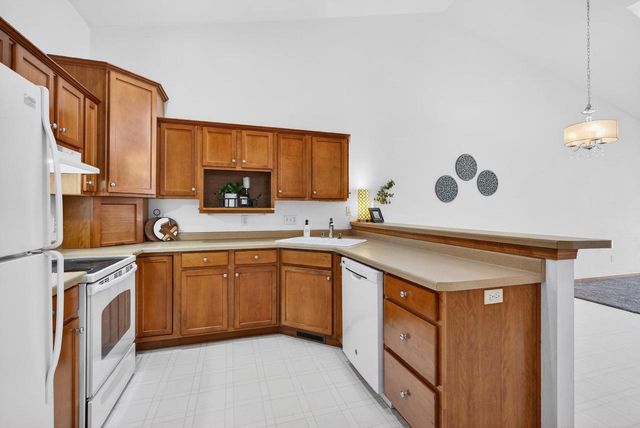 N262 EASTOWNE LANE, Appleton, WI 54915