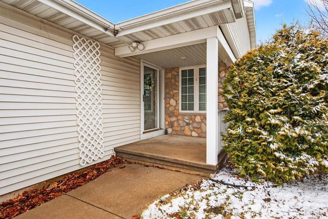 N262 EASTOWNE LANE, Appleton, WI 54915