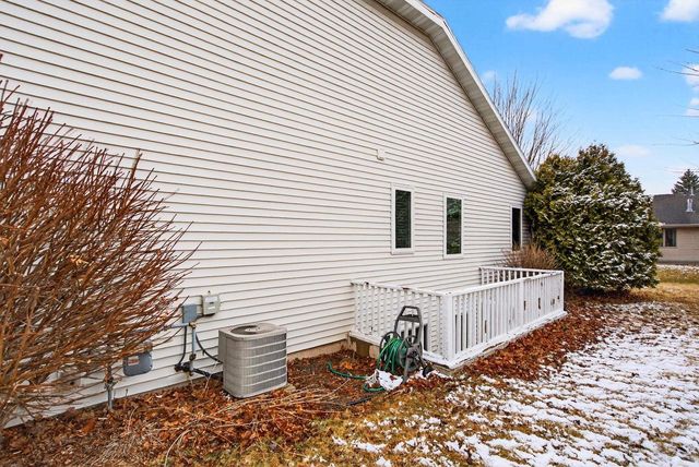 N262 EASTOWNE LANE, Appleton, WI 54915