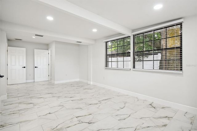 4910 N DARBY AVENUE, Tampa, FL 33603