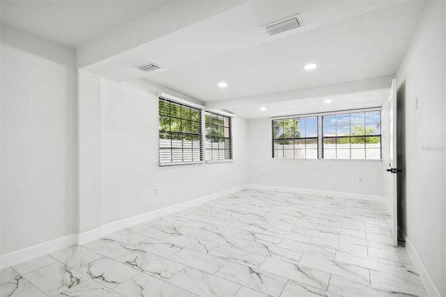 4910 N DARBY AVENUE, Tampa, FL 33603