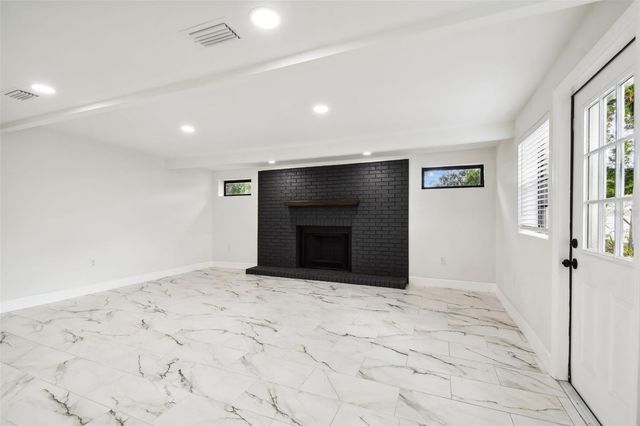 4910 N DARBY AVENUE, Tampa, FL 33603