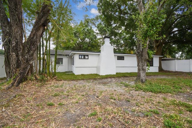 4910 N DARBY AVENUE, Tampa, FL 33603
