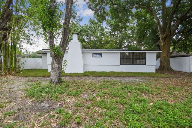 4910 N DARBY AVENUE, Tampa, FL 33603