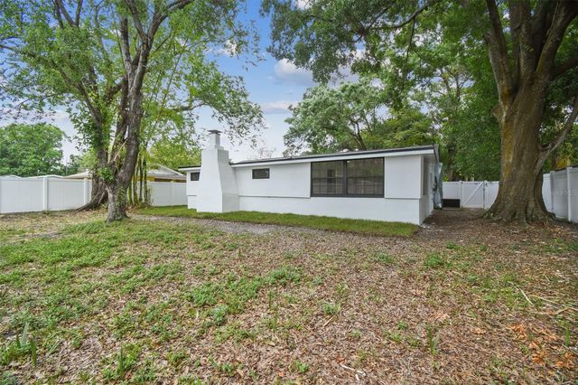 4910 N DARBY AVENUE, Tampa, FL 33603