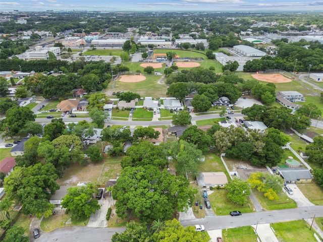 4910 N DARBY AVENUE, Tampa, FL 33603