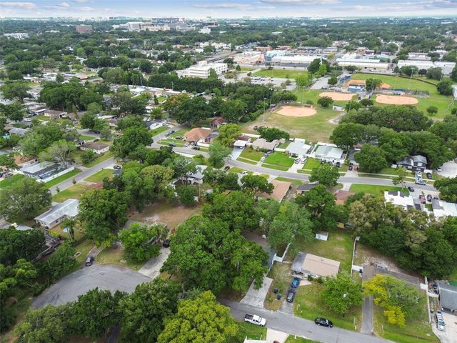 4910 N DARBY AVENUE, Tampa, FL 33603