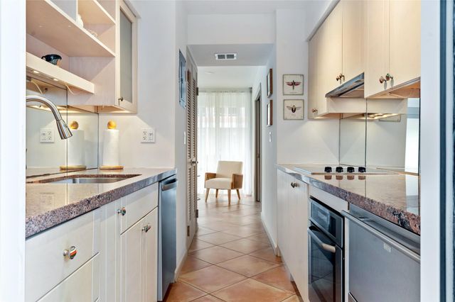 2740 Yacht Club Boulevard 9D, Fort Lauderdale, FL 33304