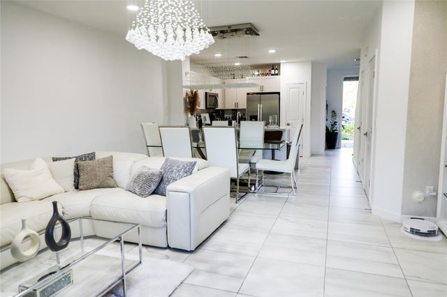 148 SE 5th Court, Deerfield Beach, FL 33441