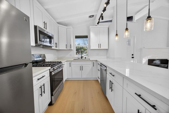 3709-3711 Brownson St, Sacramento, CA 95821