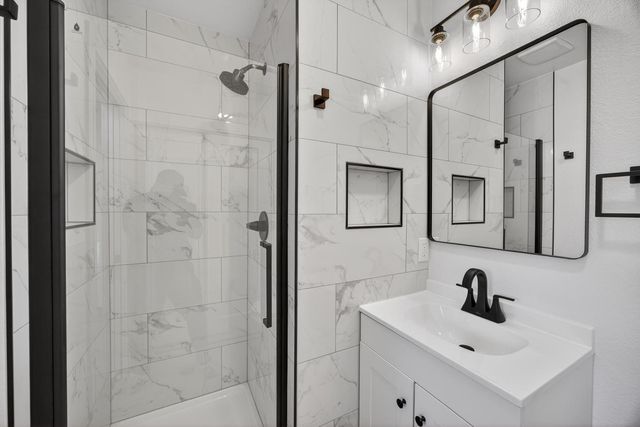 3709-3711 Brownson St, Sacramento, CA 95821