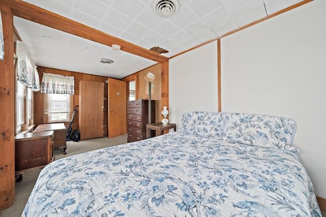 14 Mcarthur Ln, Marshfield, MA 02050