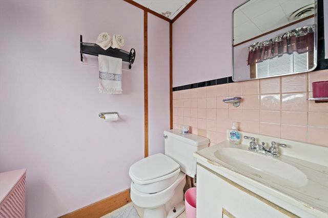 14 Mcarthur Ln, Marshfield, MA 02050