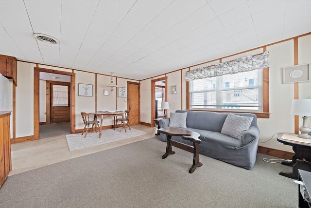 14 Mcarthur Ln, Marshfield, MA 02050