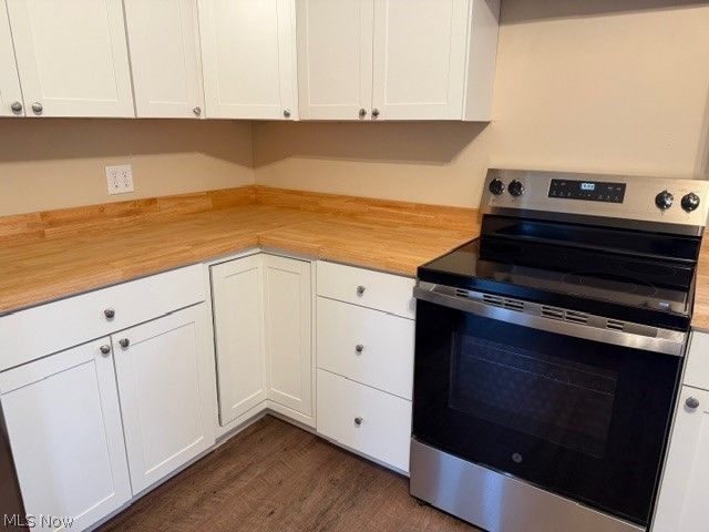 525 E High Street, Uhrichsville, OH 44683