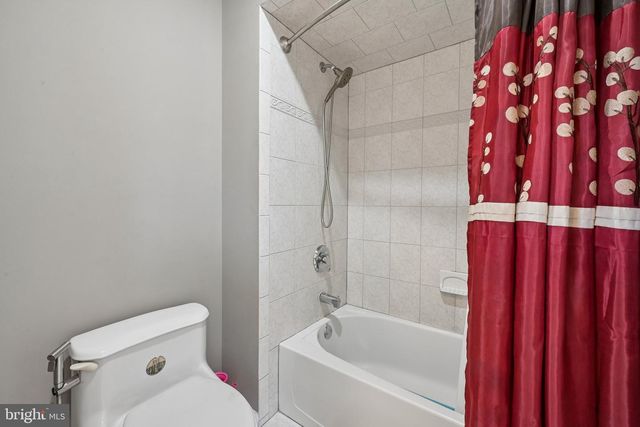25 SHERWOOD LN, Columbus, NJ 08022