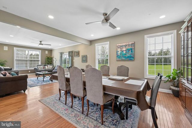 25 SHERWOOD LN, Columbus, NJ 08022